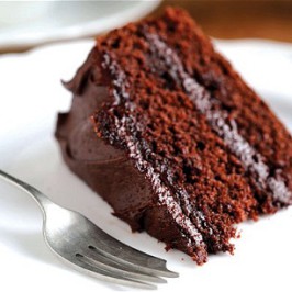 ¡Si te apetece el pastel de chocolate…no esperes a mañana: cómetelo!